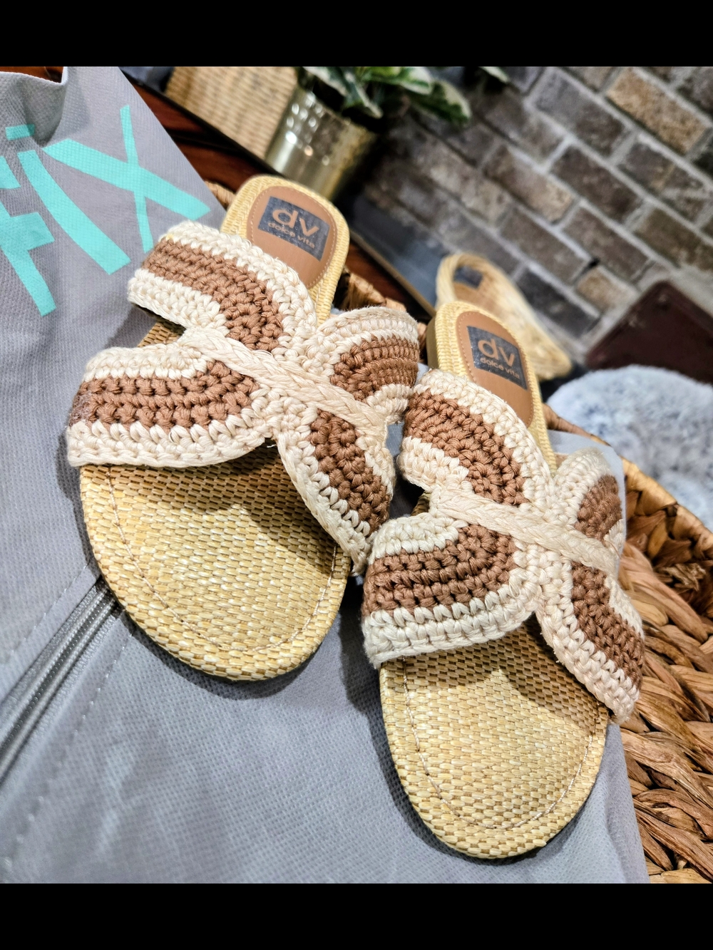 NWT DV by Dolce Vita Geeya C Crochet Slide Sandals Tan 6.5